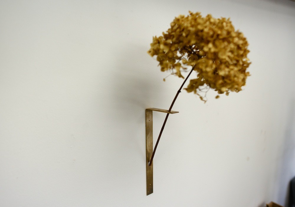 千 sen this 真鍮 一輪挿し 壁掛け花器 | 千sen