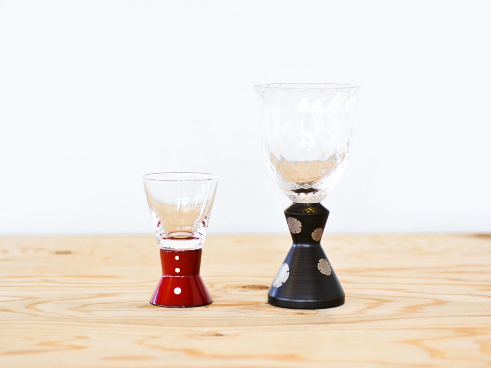 お酒好きへの贈り物にも◎「KORINDO」の贅沢な漆塗りのプロダクトで