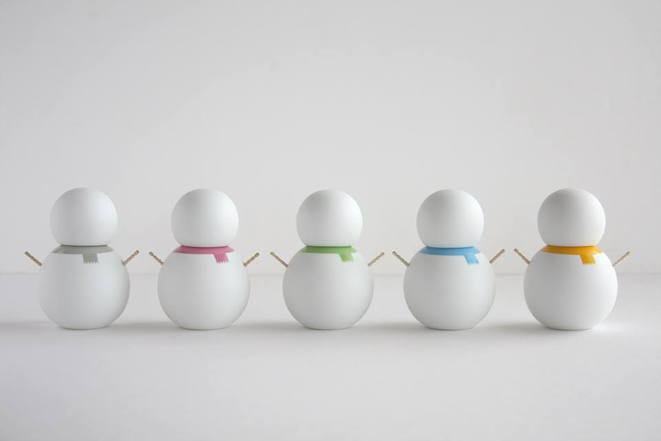 心和む「ceramic japan」の雪だるま型食器で、テーブルを冬仕様に