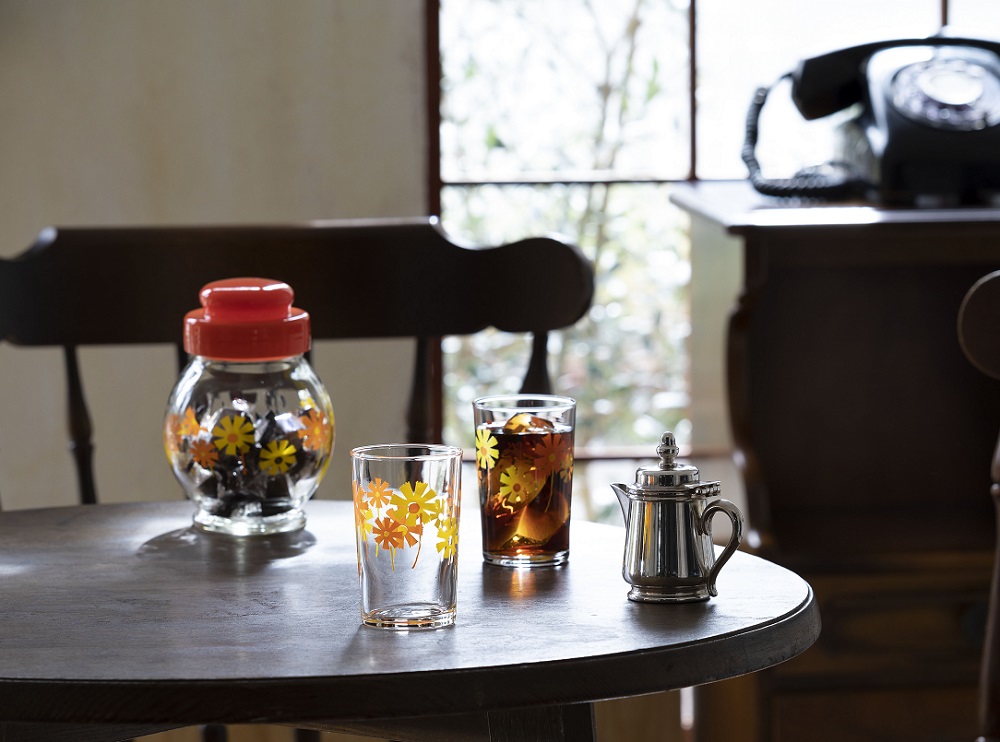 2個セット　質感抜群　ボテ箱　昭和レトロ　インテリア　キャンプ レトロな雰囲気に思わず笑顔に。昭和の人気ガラスウェアを復刻した