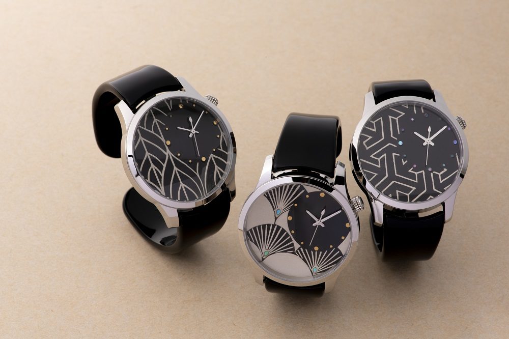 蒔絵や和紙の技術を活かした一品。「IGATTA COLLETTI」の腕時計