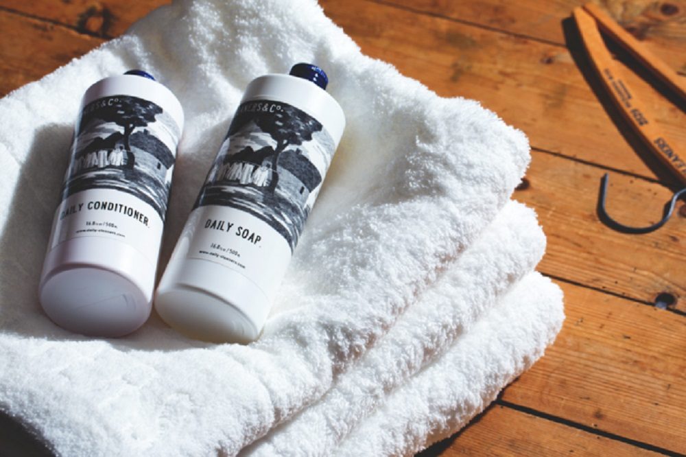 憂鬱な梅雨の時期こそ とっておきの洗剤を 洗濯が楽しくなる 洗濯用洗剤 3選 Sheage シェアージュ