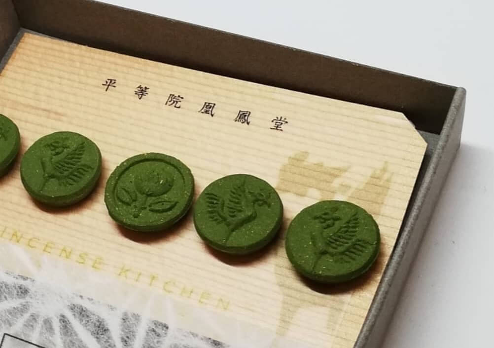 お部屋を満たす柔らかな香り。抹茶を混ぜ込んだ「いとをかし香