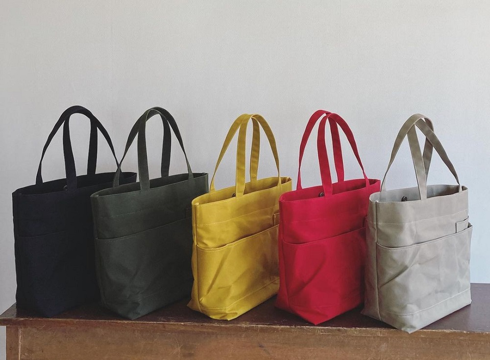 aoya-bags-top.jpg