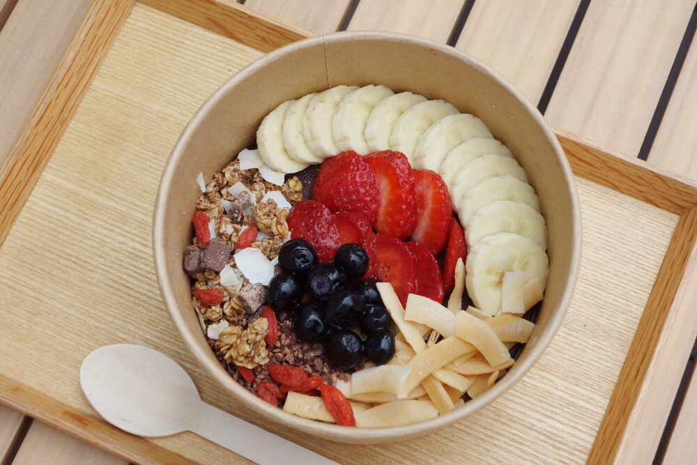 都内随一のアサイーボウルが大人気。表参道「THE_B」に行列ができる