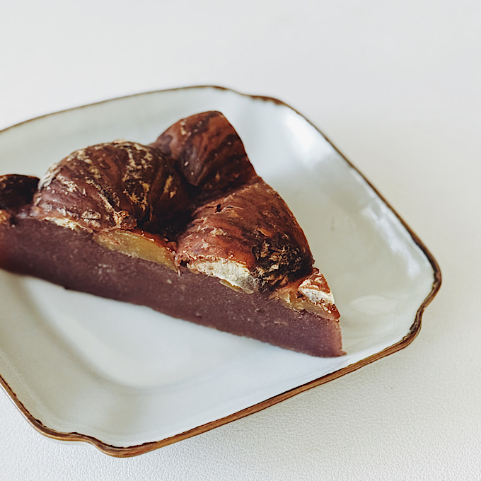 目で、舌で、秋の実りを堪能できる。毎年恋しくなる「栗の和菓子」5選
