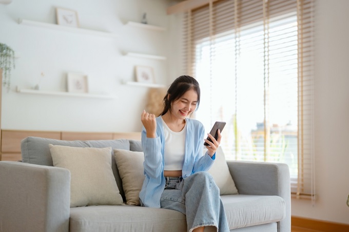 あなたは大丈夫?やりがちな【スマホ風水NG】運気が下がるスマートフォンと改善法5選