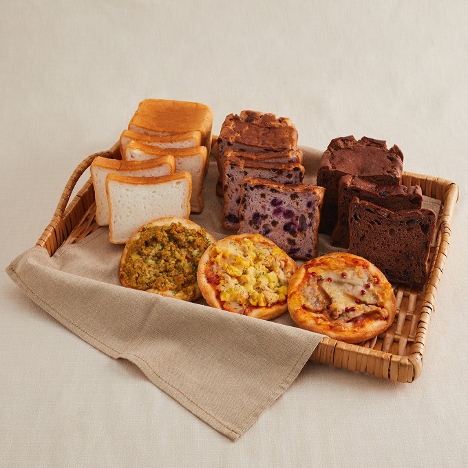 厳選素材で健康的かつ美味しく。人気ベーカリーの貴重なお取り寄せパンセット【完全グルテンフリー,ヴィーガンetc.】