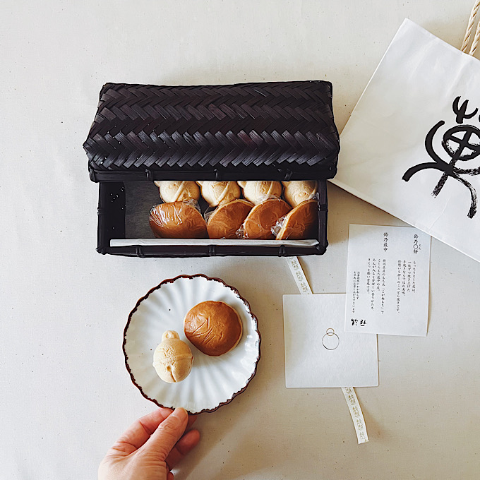 老舗から隠れ家的名店まで。自信をもって贈れる、美しい装いと味わいの「趣ある和菓子」5選