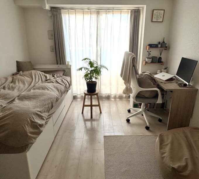 コンパクトな部屋も、くつろげるナチュラルインテリアに。【6畳〜8畳1K】広く使うレイアウト実例集