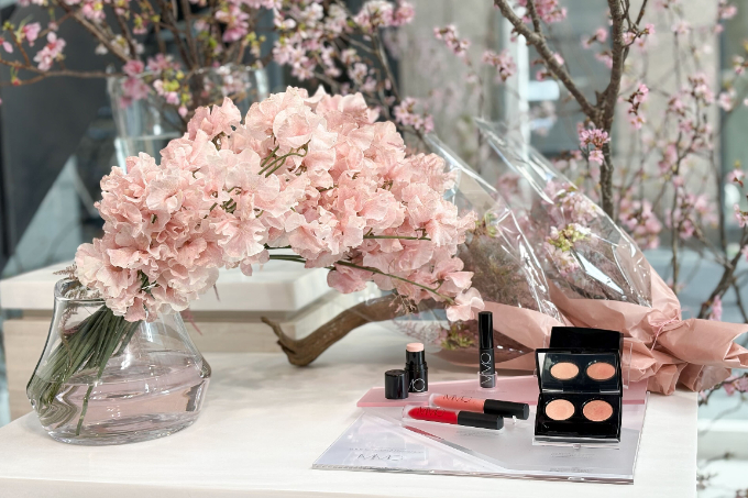 春の花々を束ねて。「MiMC」が贈るフラワーレッスン体験記