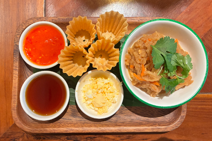 未来都市シンガポールで、自然に還るような時間を