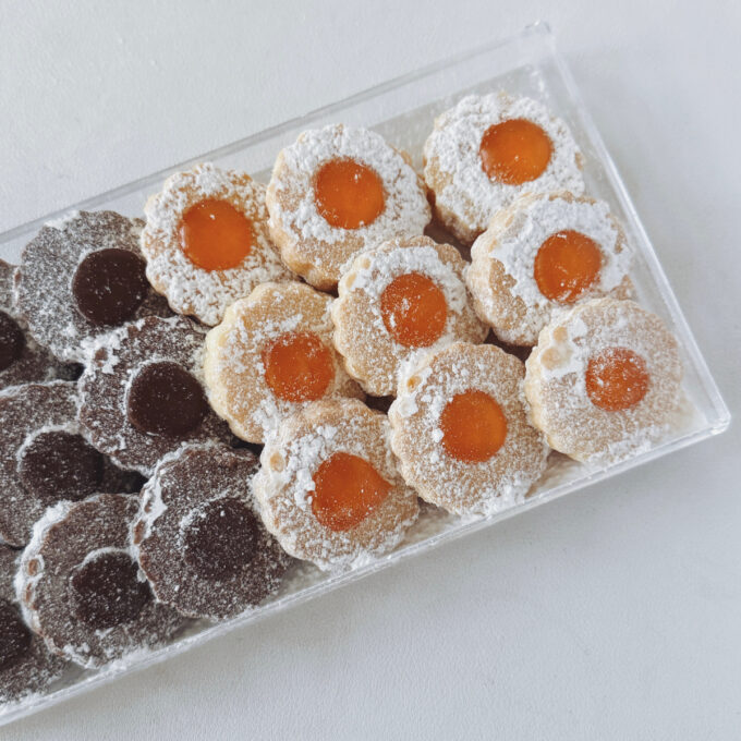 ご挨拶の贈り物にもおすすめ。春の訪れを楽しめる、上品かつ華やかなご褒美お菓子5選