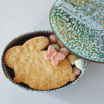 ご挨拶の贈り物にもおすすめ。春の訪れを楽しめる、上品...