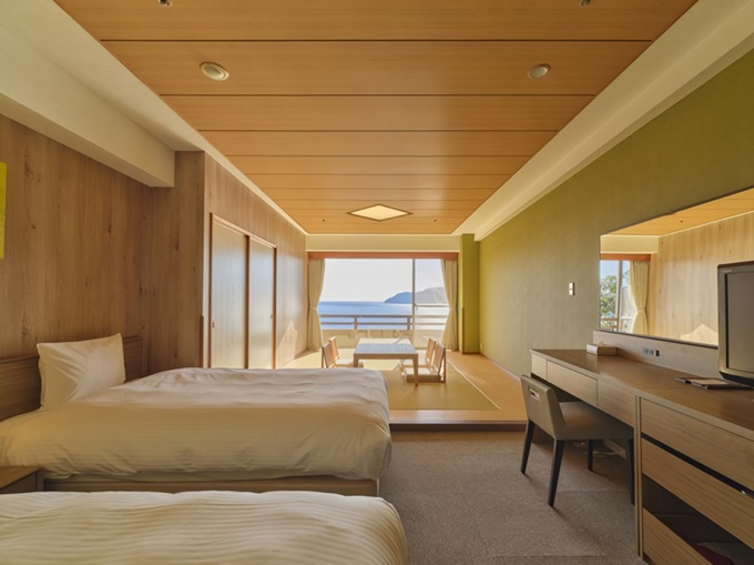 東京から2時間でオーシャンビューの別世界へ。癒しと遊びが融合する「プレジャーリゾート 伊豆赤沢温泉」