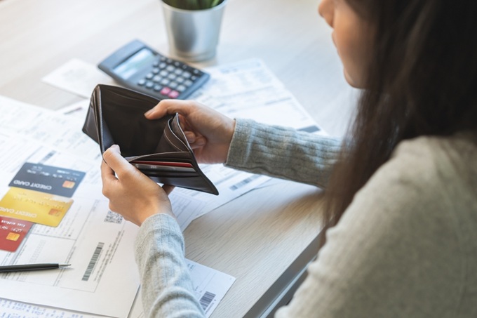 「貯めなきゃ」と思うほどお金は逃げていく？人気占い師が教える、金運が上がる３つの方法