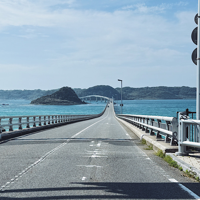エメラルドブルーの絶景に癒される。人気の山口県「角島大橋」「別府弁天池」を巡るおすすめモデルコース