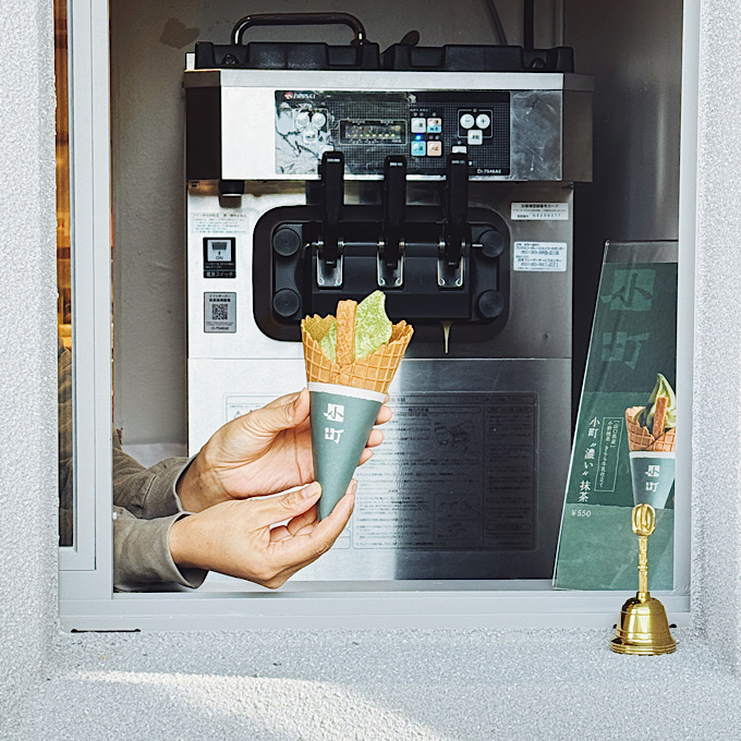 エメラルドブルーの絶景に癒される。人気の山口県「角島大橋」「別府弁天池」を巡るおすすめモデルコース