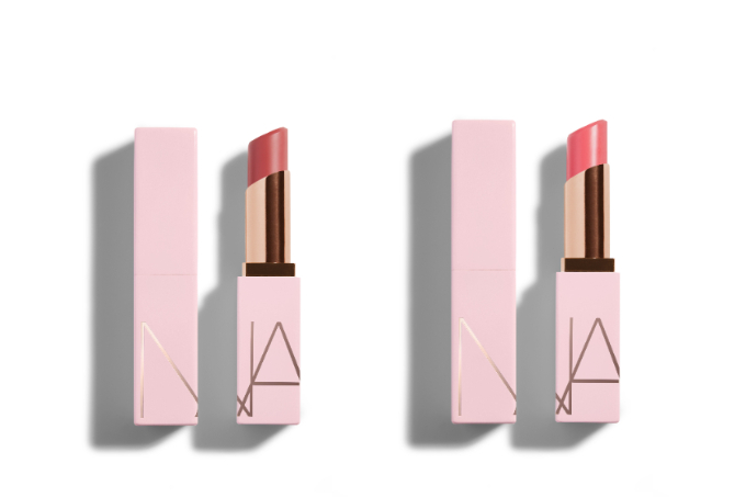 鮮やかな色とツヤで新鮮な魅力をアップ。大人のための春映えリップ