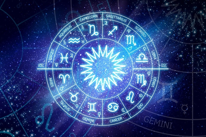 新しい時代の始まりに幸運を切り開く!【12星座別】お守りメッセージつき。2026年下半期の運勢&開運アドバイス