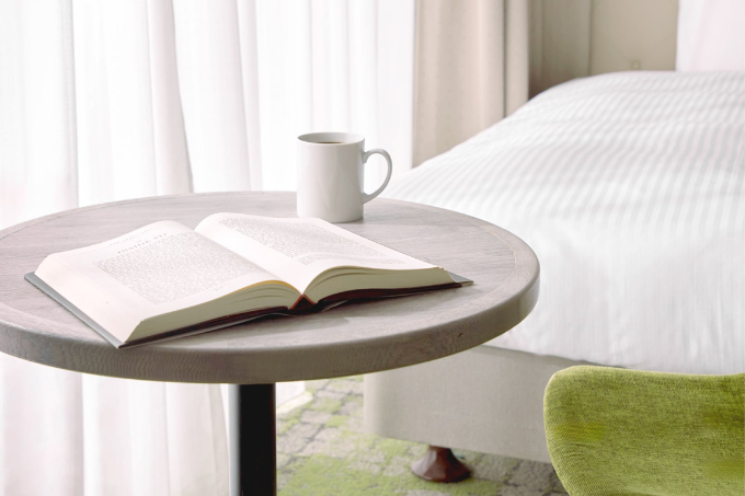 “本の世界”に泊まる旅。「IN THE LIBRARY hotel and books TOKOROZAWA」で特別な読書時間を