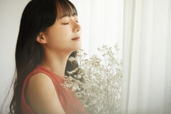 心と行動で引き寄せられる、意味のある「偶然の一致」。転機や出会いの兆し・シンクロニシティが起こりやすい人とは？